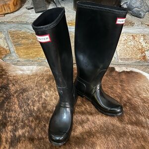 Hunter Black Women's Winter & Rain Boots